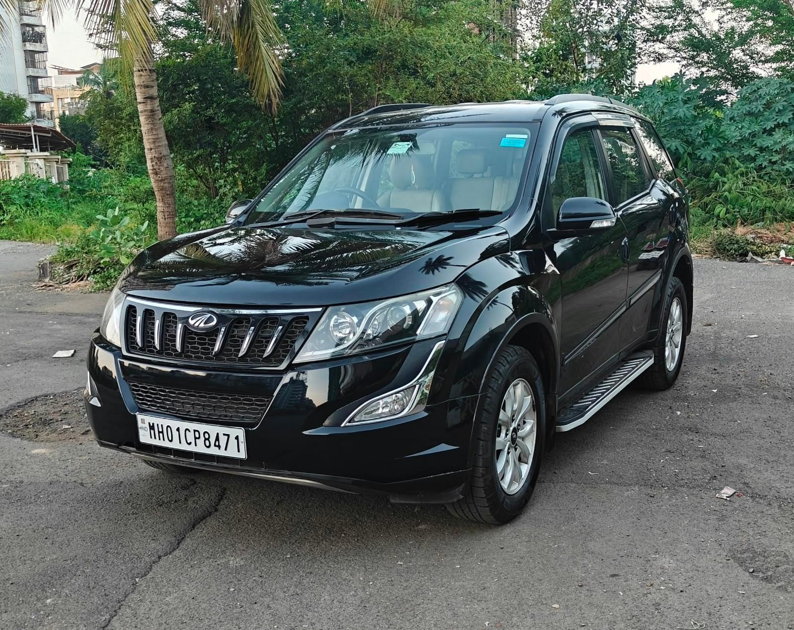 2017 Mahindra XUV500 W8 FWD AT 2017 Mahindra XUV500 W8 FWD AT