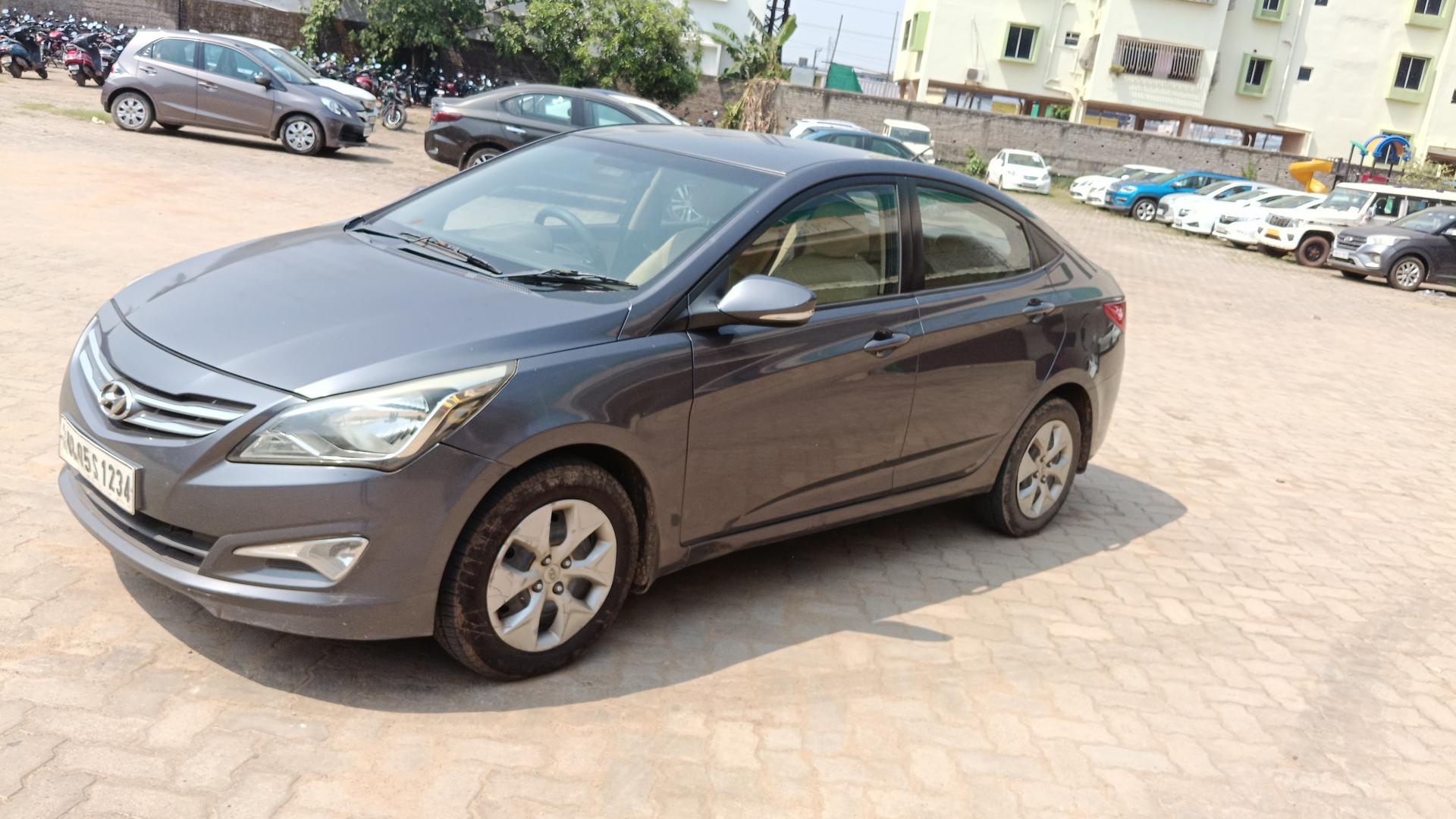 2015 Hyundai Fluidic Verna 1.4 CRDI Base 2015 Hyundai Fluidic Verna 1.4 CRDI Base