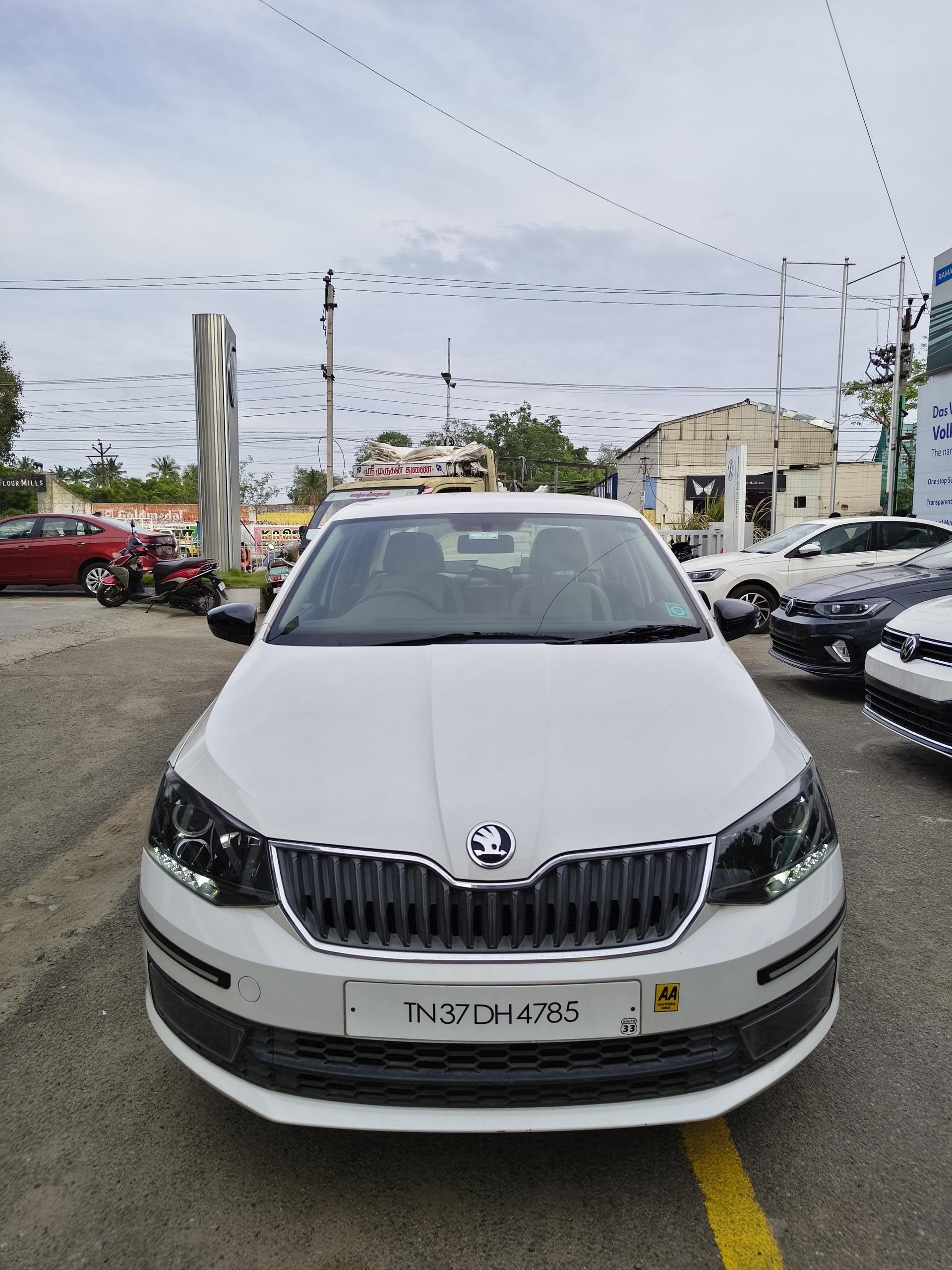 2020 Skoda Rapid 1.0 TSI Ambition MT 2020 Skoda Rapid 1.0 TSI Ambition MT