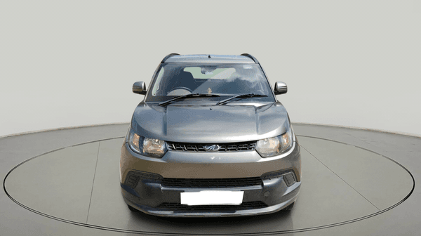 Used 2016 Mahindra KUV100, Vileparle Railway Station, Mumbai Used 2016 Mahindra KUV100, Vileparle Railway Station, Mumbai