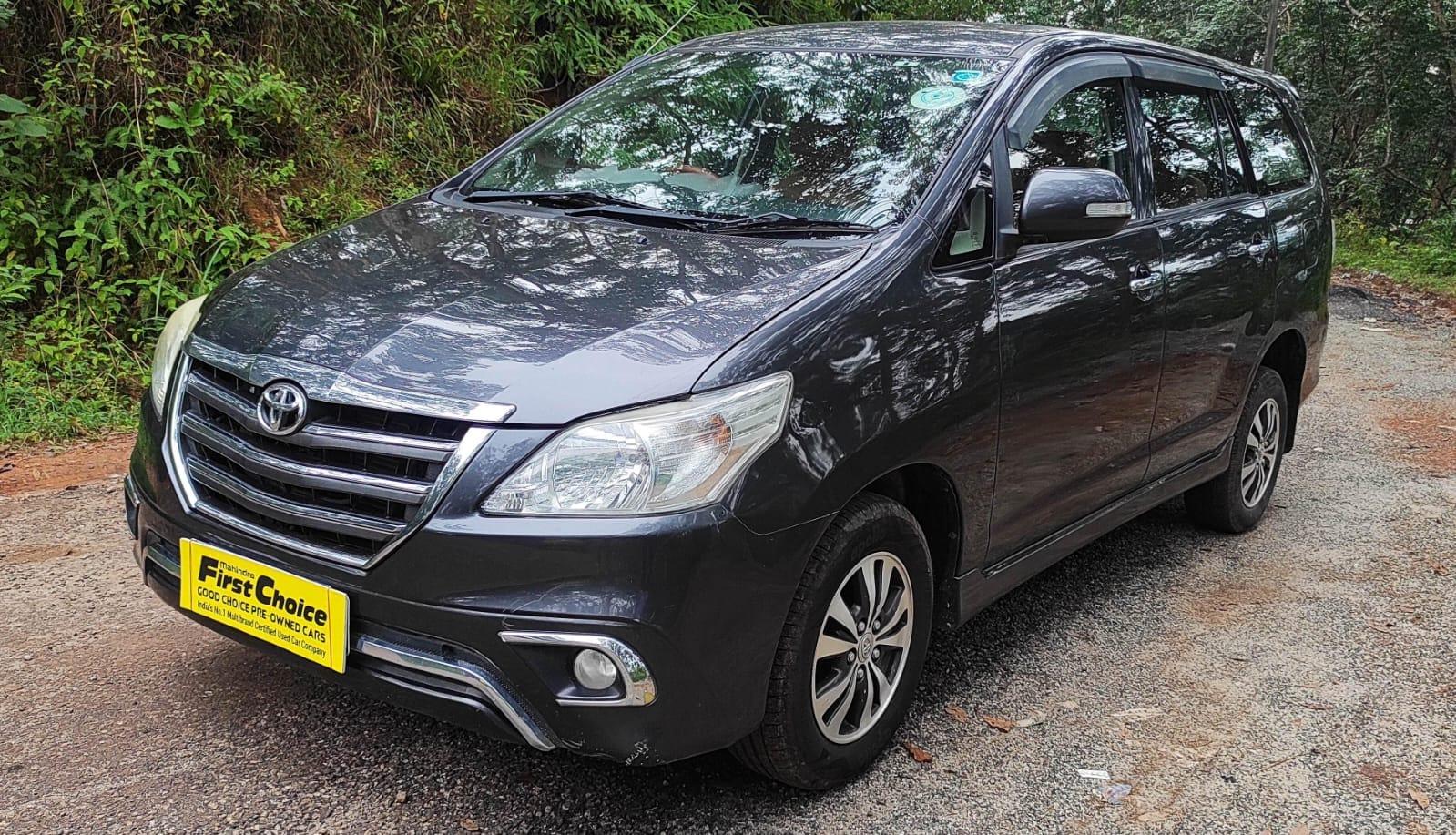 2015 Toyota Innova 2.5 V 2015 Toyota Innova 2.5 V