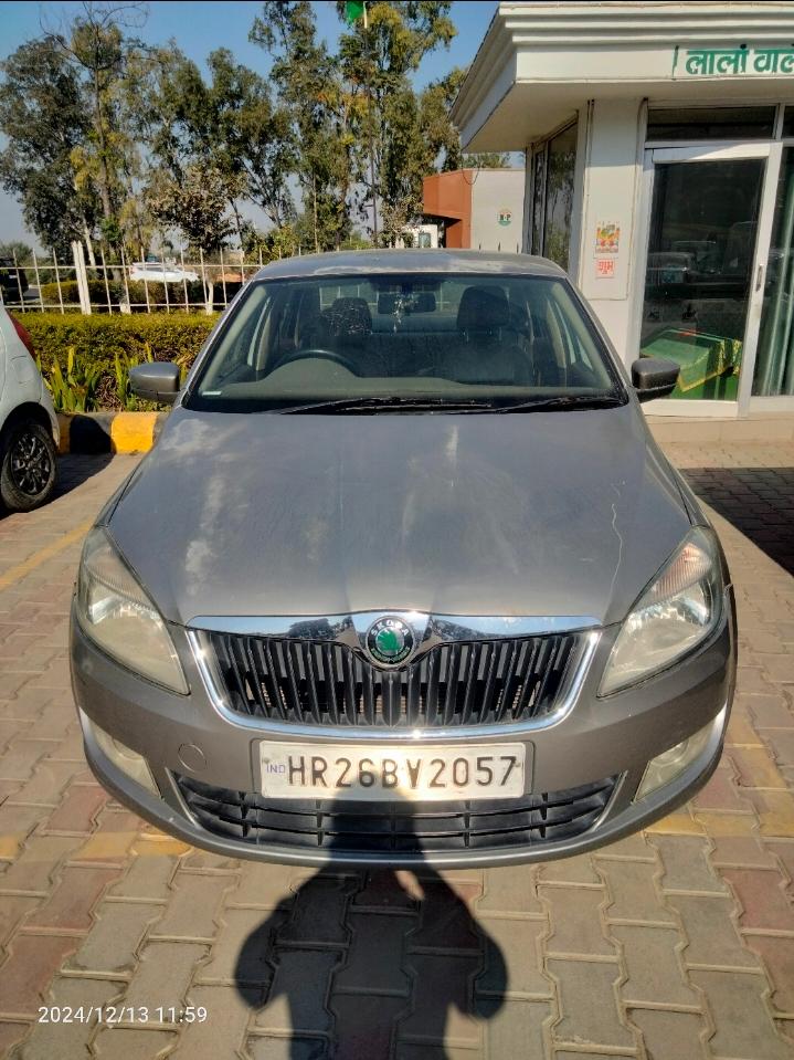 2012 Skoda Rapid 1.6 MPI Style Petrol AT BS IV 2012 Skoda Rapid 1.6 MPI Style Petrol AT BS IV