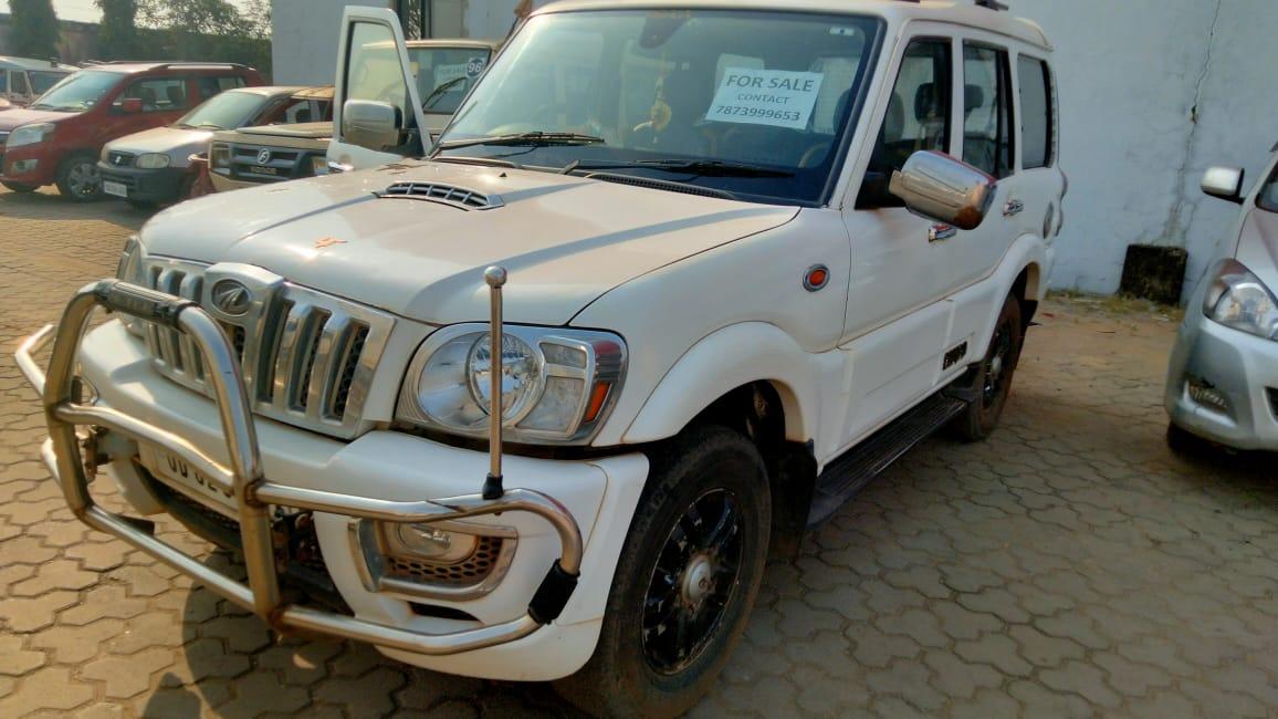 2014 Mahindra Scorpio VLX 2WD BS4 2014 Mahindra Scorpio VLX 2WD BS4