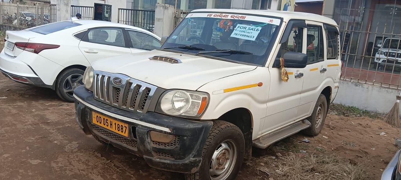 2014 Mahindra Scorpio S4 Plus 4WD 1.99 Litre 2014 Mahindra Scorpio S4 Plus 4WD 1.99 Litre