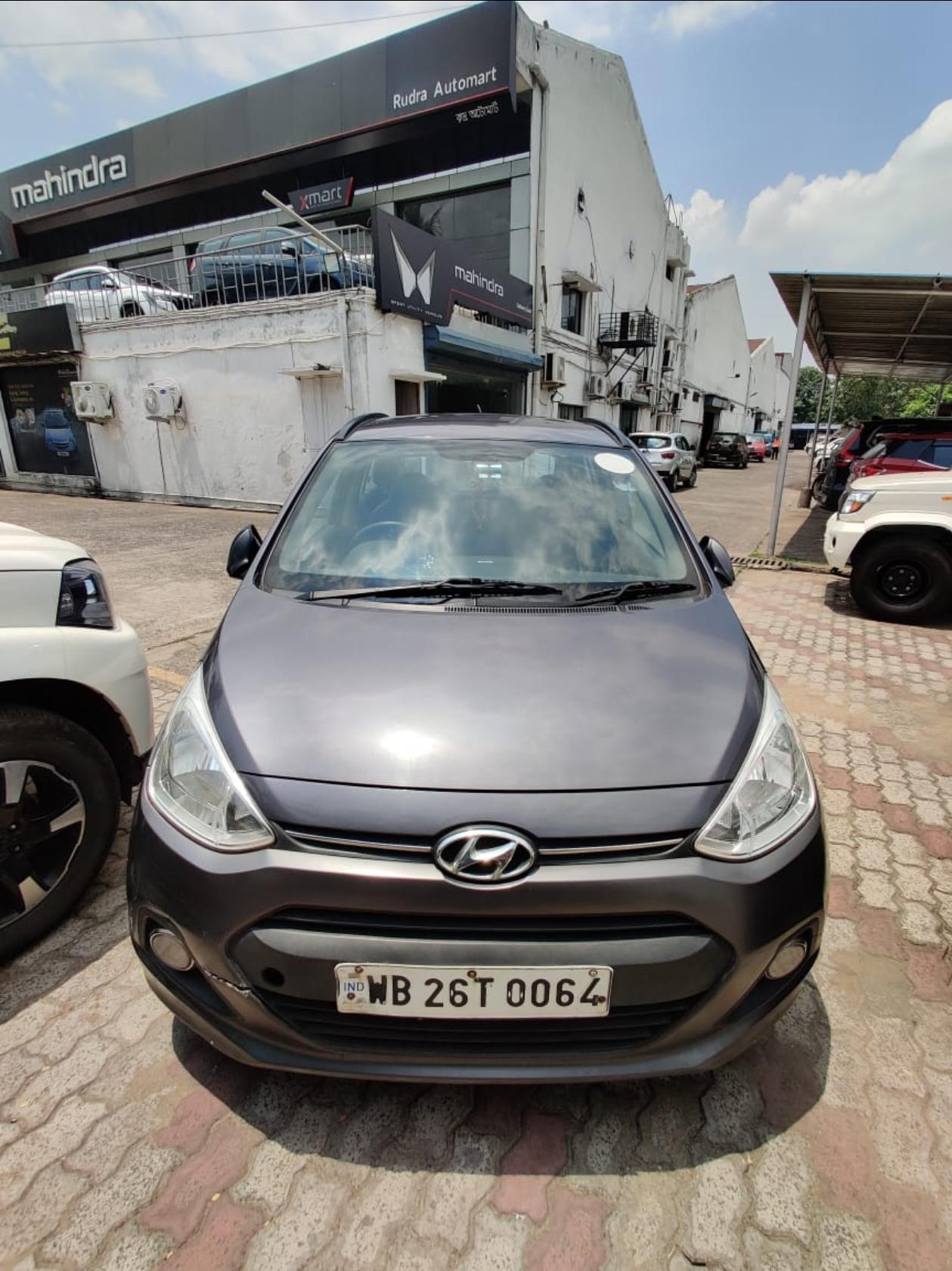 2014 Hyundai Grand i10 1.2 Sportz Petrol BS IV 2014 Hyundai Grand i10 1.2 Sportz Petrol BS IV