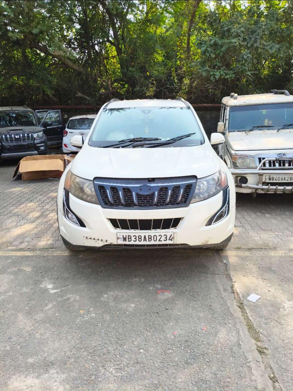 2013 Mahindra XUV500 W8 FWD 2013 Mahindra XUV500 W8 FWD