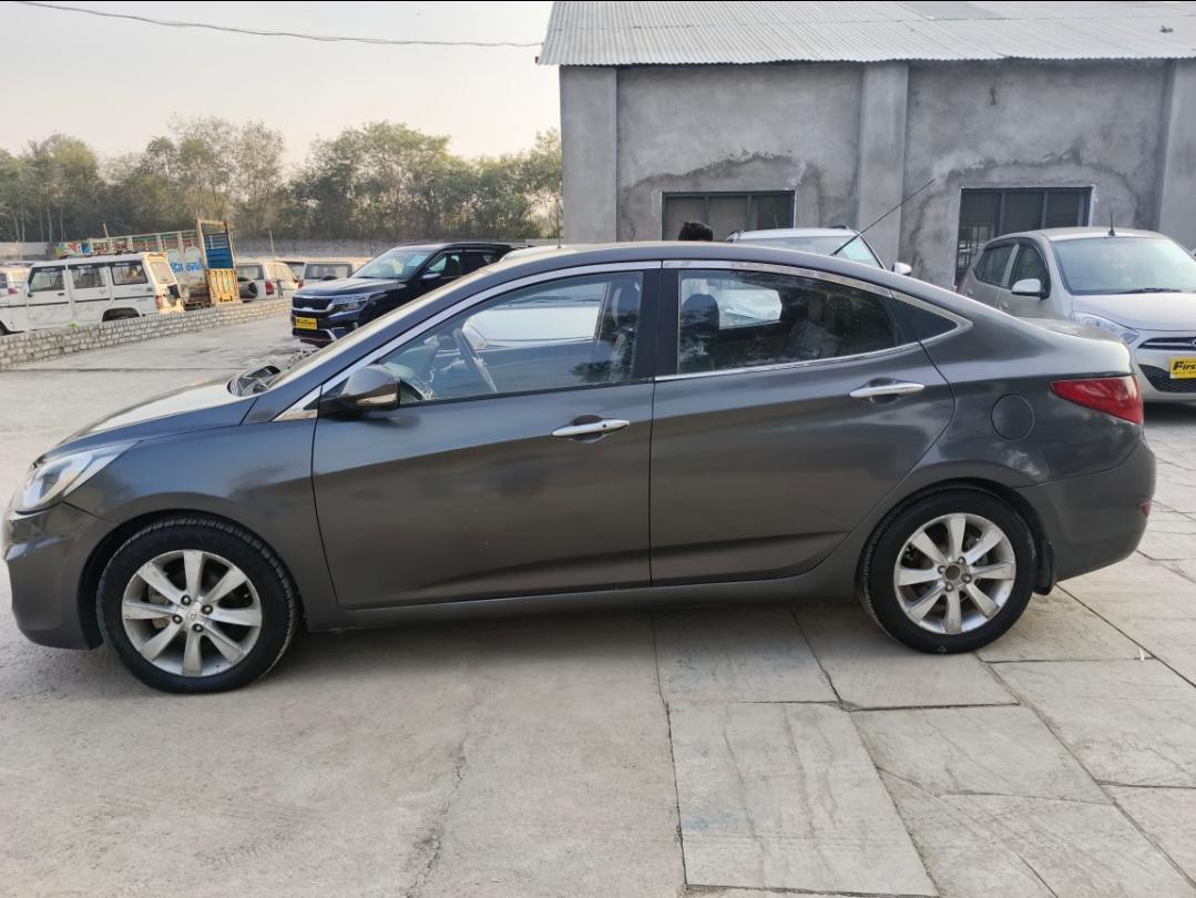 2012 Hyundai Fluidic Verna 1.6 VTVT SX 2012 Hyundai Fluidic Verna 1.6 VTVT SX