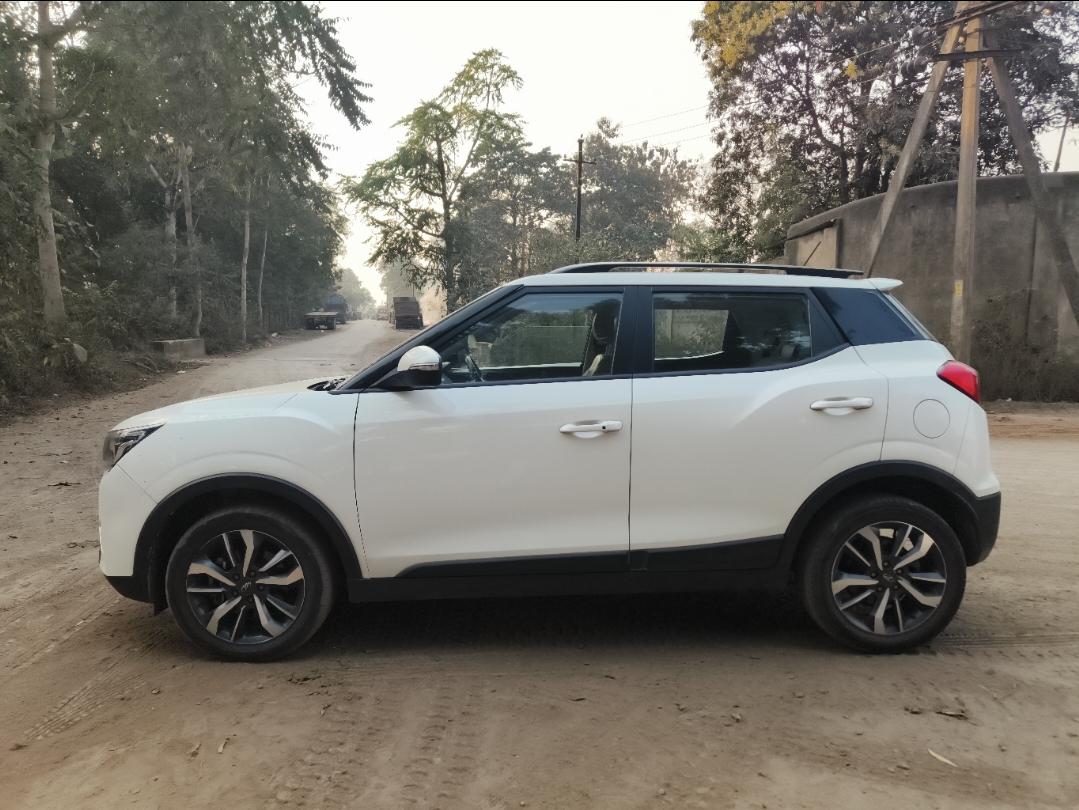 2021 Mahindra XUV300 W8 (O) Diesel 2021 Mahindra XUV300 W8 (O) Diesel