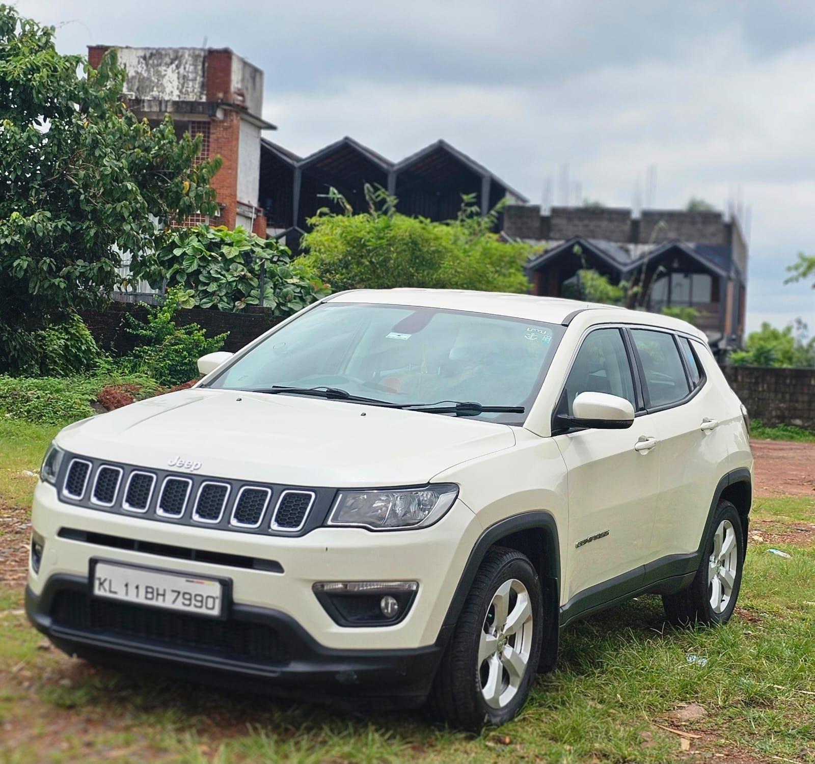 2017 Jeep Compass Longitude 2.0 Diesel BS IV 2017 Jeep Compass Longitude 2.0 Diesel BS IV