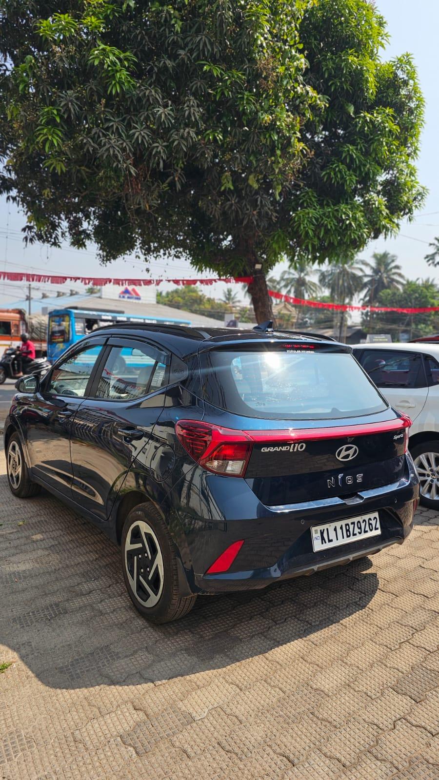 2023 Hyundai Grand i10 Nios Sportz Petrol AMT 2023 Hyundai Grand i10 Nios Sportz Petrol AMT