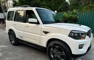 2016 Mahindra Scorpio S2 2WD 2016 Mahindra Scorpio S2 2WD