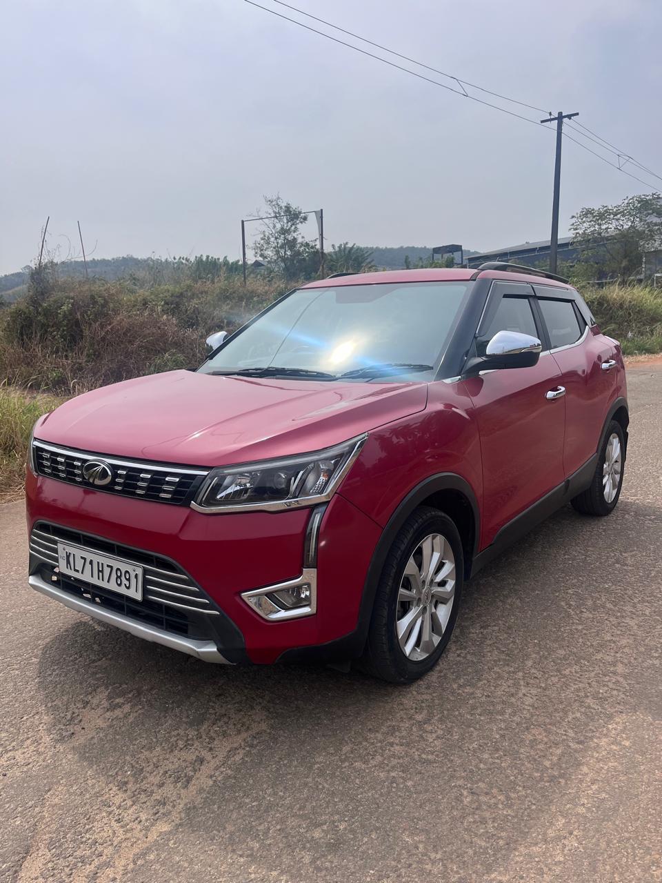 2020 Mahindra XUV300 W8 Petrol 2020 Mahindra XUV300 W8 Petrol