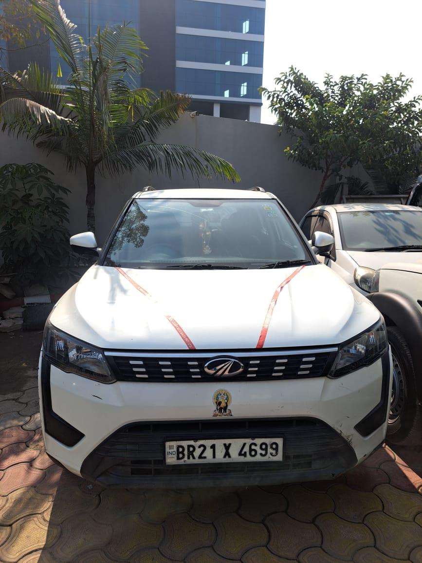 2020 Mahindra XUV300 W6 Petrol 2020 Mahindra XUV300 W6 Petrol
