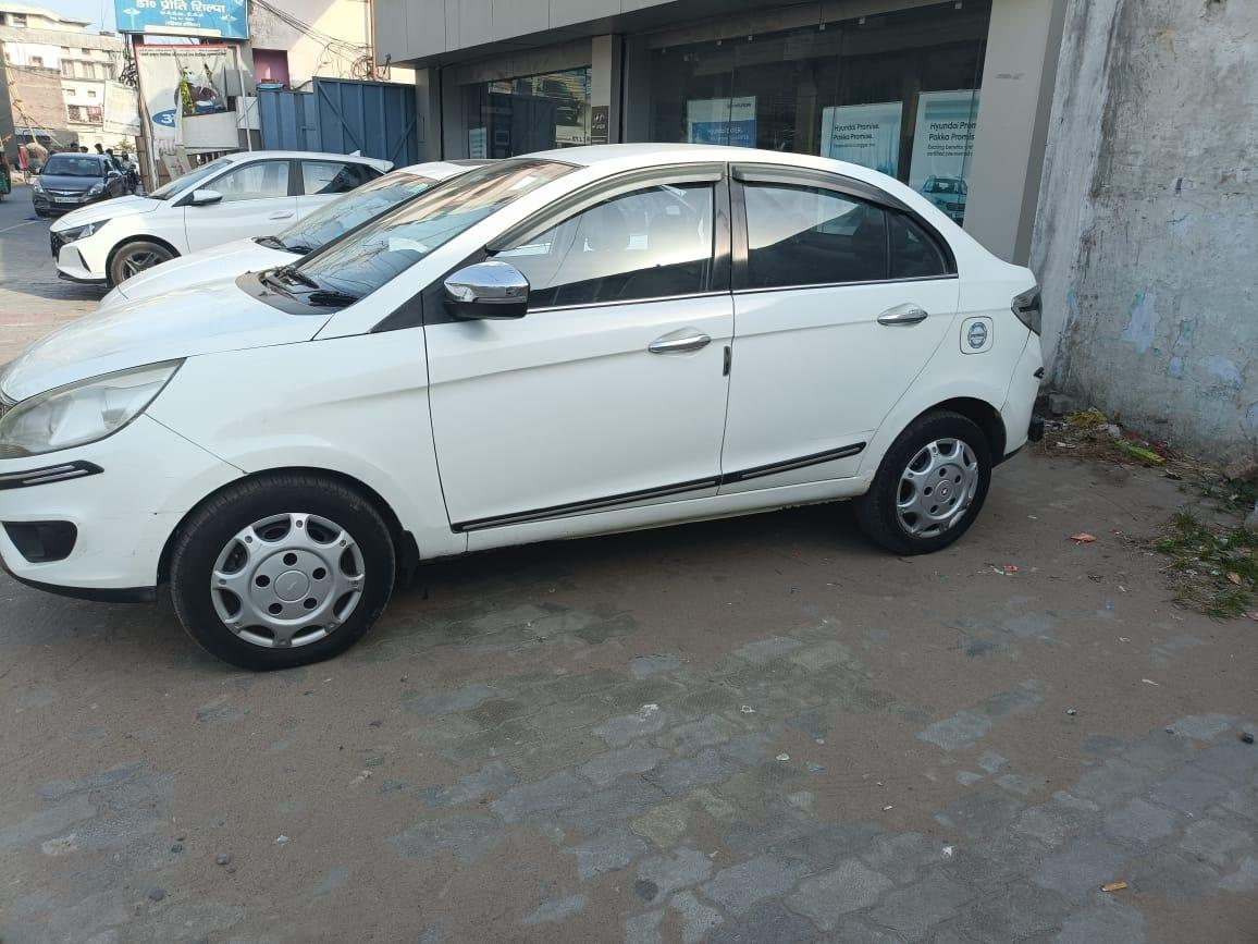 2015 Tata Zest XM Petrol 2015 Tata Zest XM Petrol