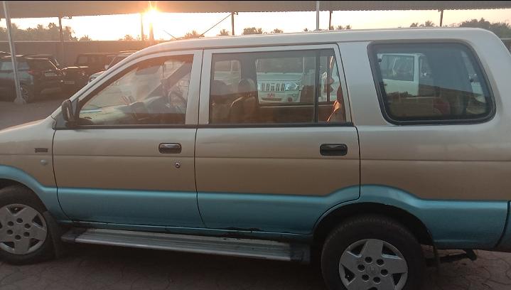 2010 Chevrolet Tavera NY B2 7-Seater - BS II 2010 Chevrolet Tavera NY B2 7-Seater - BS II