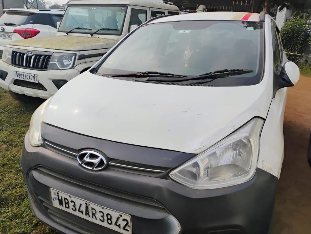 2015 Hyundai i10 Sportz 1.1 iRDE2 2015 Hyundai i10 Sportz 1.1 iRDE2