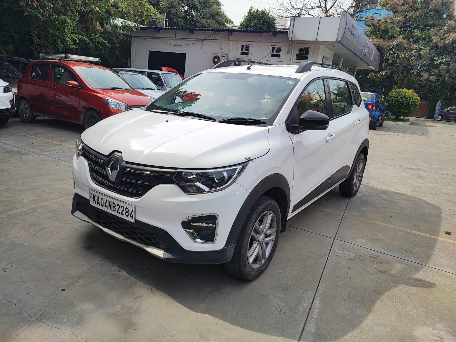 2022 Renault Triber RXZ 2022 Renault Triber RXZ