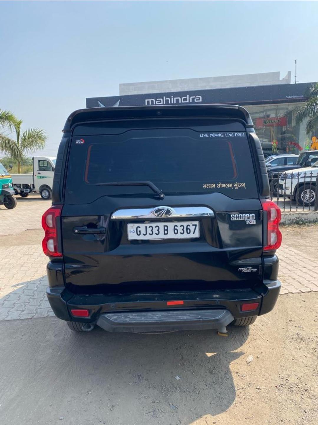 2022 Mahindra Scorpio S11 2WD BS IV 2022 Mahindra Scorpio S11 2WD BS IV