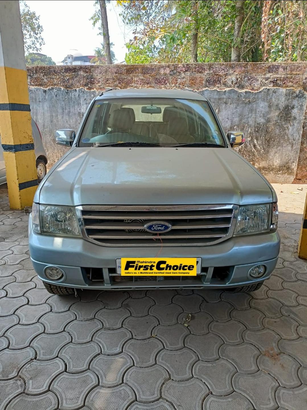 2004 Ford Endeavour XLT 4x2 2004 Ford Endeavour XLT 4x2