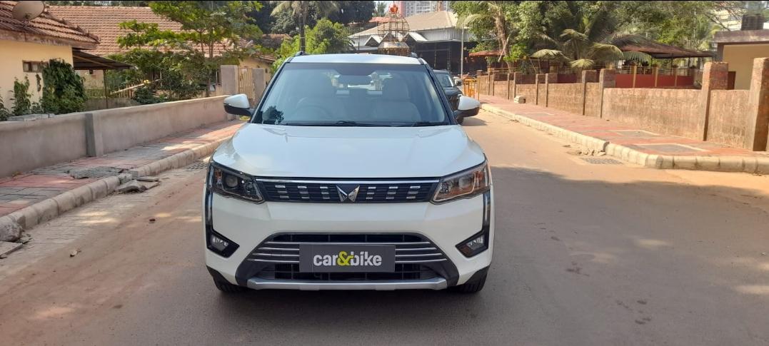 2022 Mahindra XUV300 W8 (O) Petrol 2022 Mahindra XUV300 W8 (O) Petrol