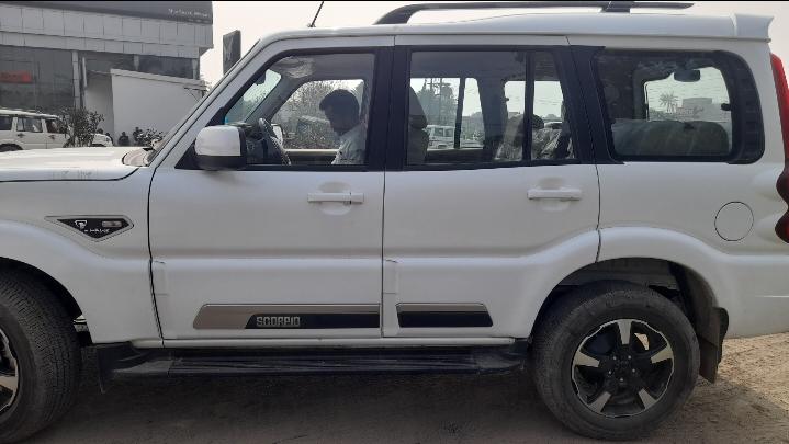 2024 Mahindra Scorpio Classic S11 CC 7 Seater 2024 Mahindra Scorpio Classic S11 CC 7 Seater
