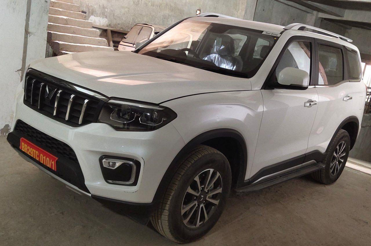 2022 Mahindra Scorpio-N Z8 7 STR Diesel 2022 Mahindra Scorpio-N Z8 7 STR Diesel