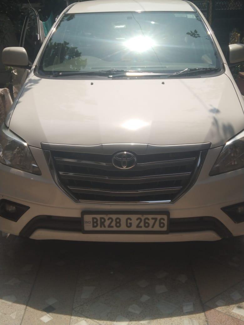 2016 Toyota Innova 2.5 V 2016 Toyota Innova 2.5 V