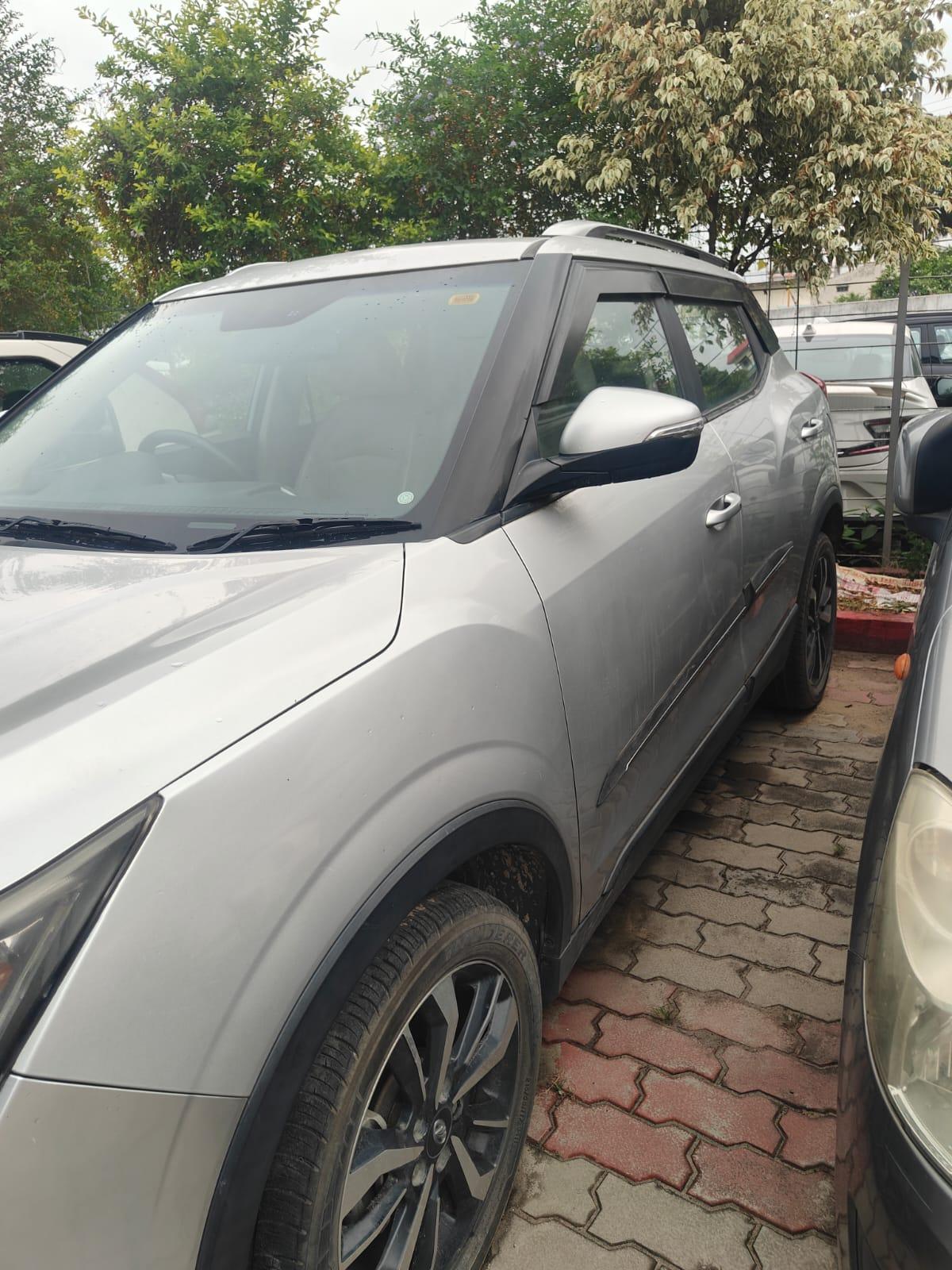 2022 Mahindra XUV300 W6 AMT Petrol 2022 Mahindra XUV300 W6 AMT Petrol