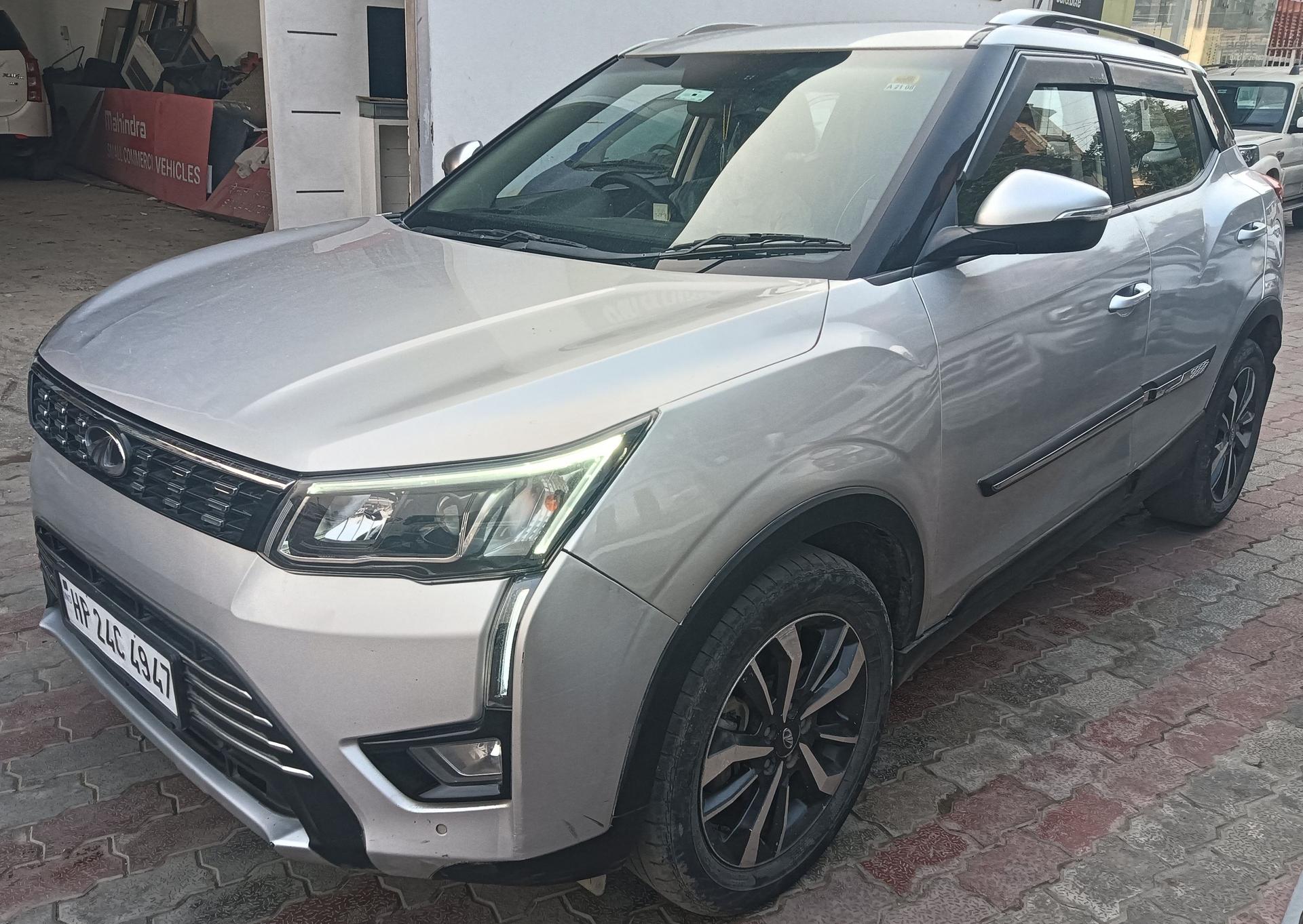 2019 Mahindra XUV300 W8 (O) Diesel BS IV 2019 Mahindra XUV300 W8 (O) Diesel BS IV