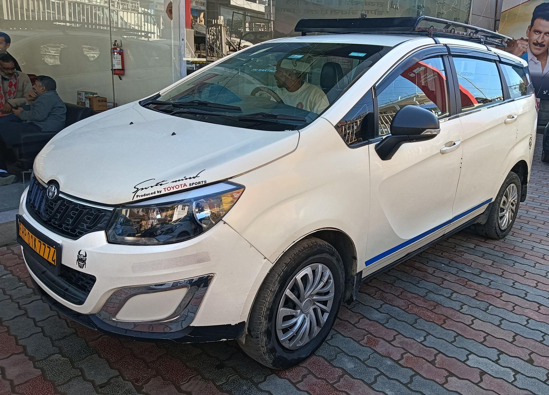 2019 Mahindra Marazzo M4 8-Seater 2019 Mahindra Marazzo M4 8-Seater