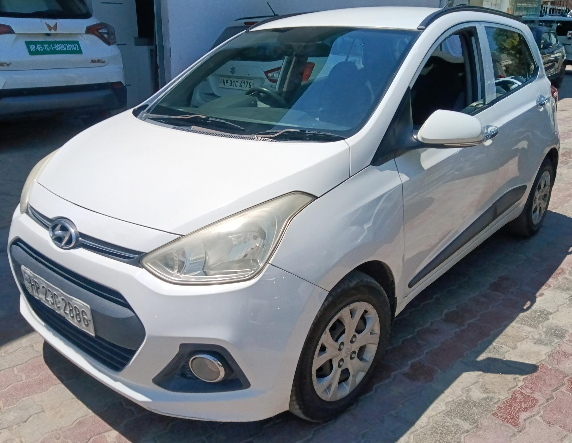 2014 Hyundai Grand i10 1.2 Sportz Petrol BS IV 2014 Hyundai Grand i10 1.2 Sportz Petrol BS IV