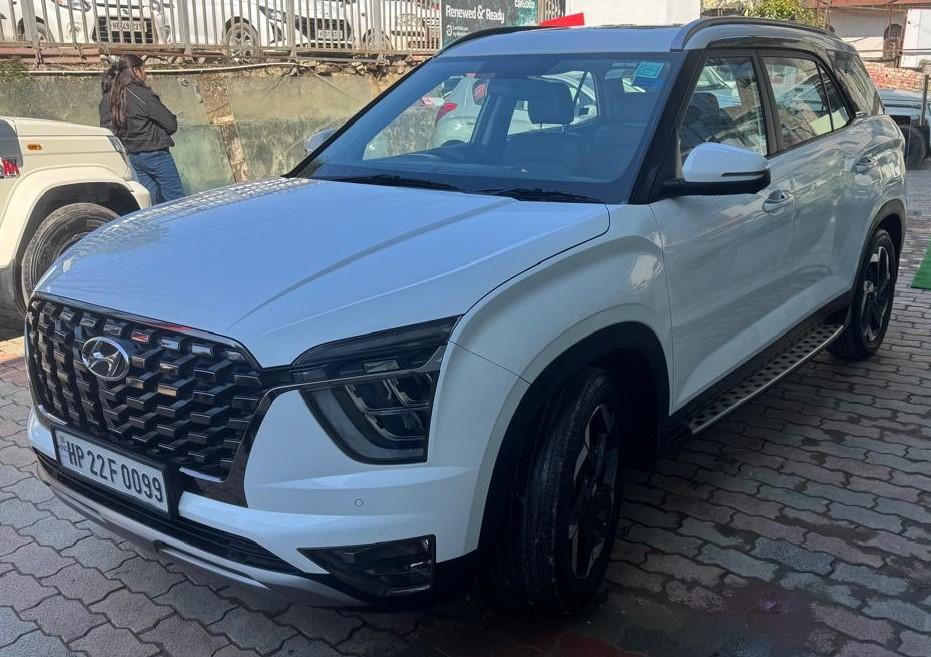 2022 Hyundai Alcazar Signature (O) 7 Seater AT Petrol 2022 Hyundai Alcazar Signature (O) 7 Seater AT Petrol