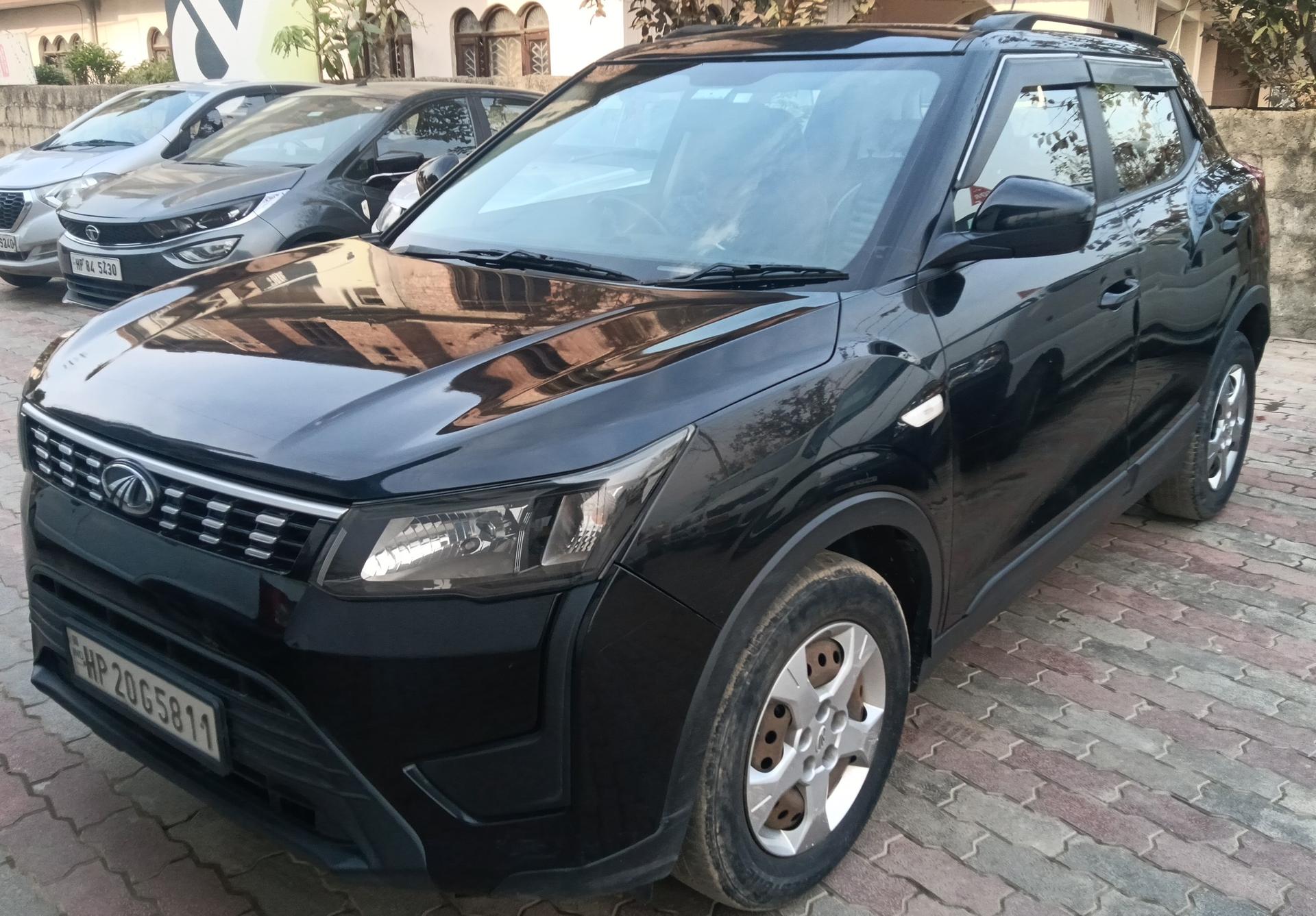 2020 Mahindra XUV300 W6 Petrol 2020 Mahindra XUV300 W6 Petrol