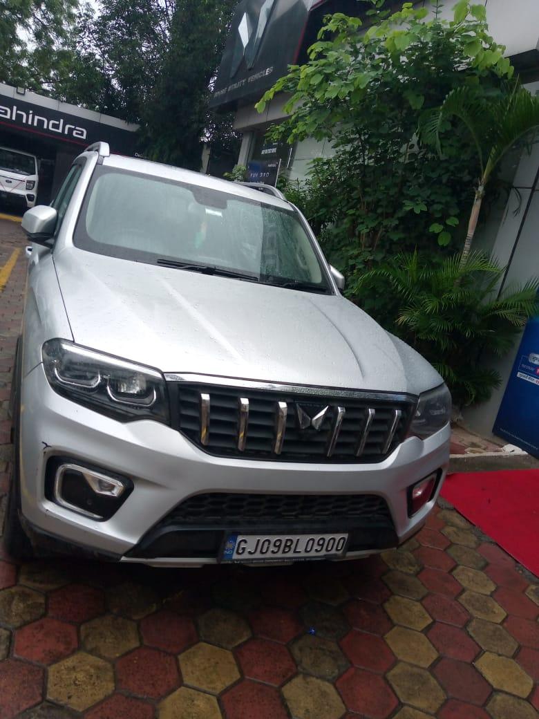 2023 Mahindra Scorpio-N Z4 7 STR AT Diesel 2023 Mahindra Scorpio-N Z4 7 STR AT Diesel