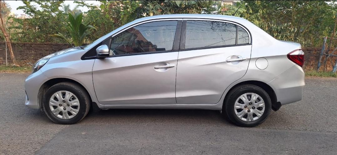 2016 Honda Amaze SX MT Petrol 2016 Honda Amaze SX MT Petrol