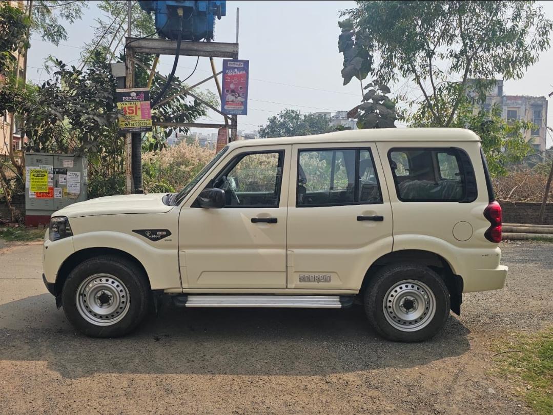 2022 Mahindra Scorpio S5 2022 Mahindra Scorpio S5