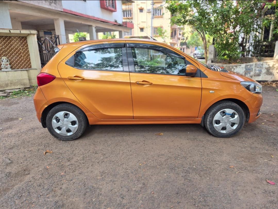 2016 Tata Tiago Revotorq XT 2016 Tata Tiago Revotorq XT