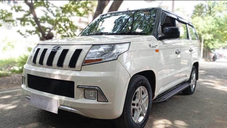 2018 Mahindra TUV300 Plus P8 2018 Mahindra TUV300 Plus P8