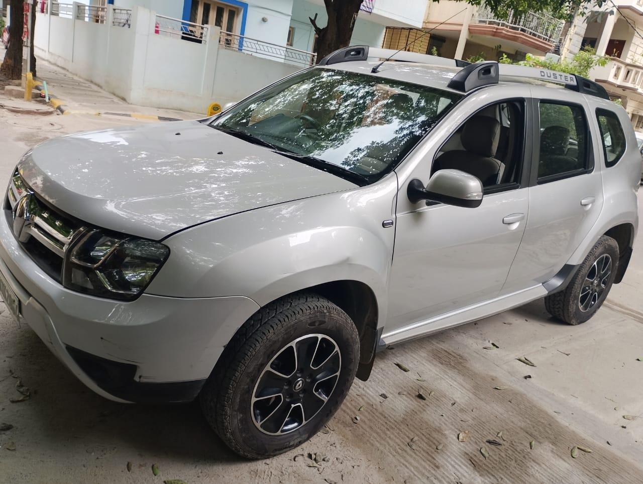 2017 Renault Duster Diesel 110PS RXZ AMT 2017 Renault Duster Diesel 110PS RXZ AMT