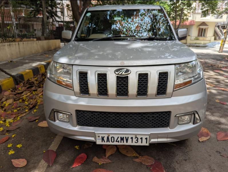 2018 Mahindra TUV300 Plus P8 2018 Mahindra TUV300 Plus P8