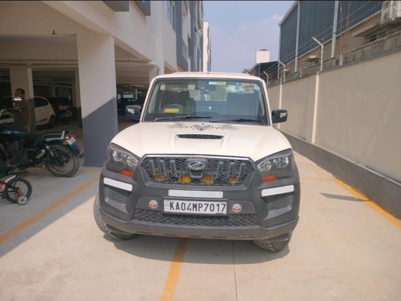 2015 Mahindra Scorpio S4 BS4 4WD 2015 Mahindra Scorpio S4 BS4 4WD