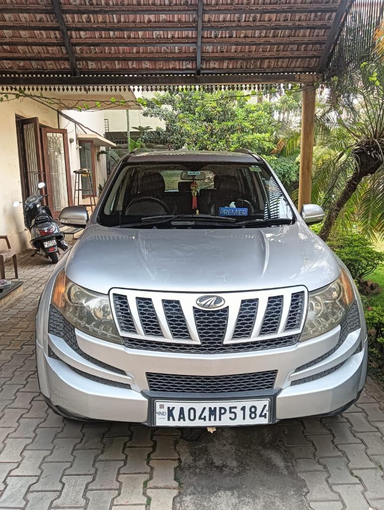 2014 Mahindra XUV500 W8 FWD 2014 Mahindra XUV500 W8 FWD