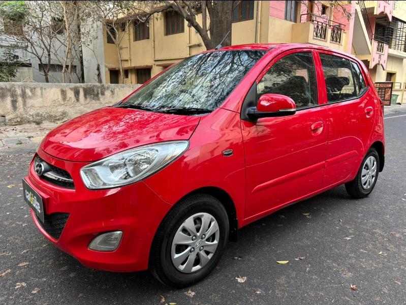 2012 Hyundai i10 1.2 Sportz AT 2012 Hyundai i10 1.2 Sportz AT