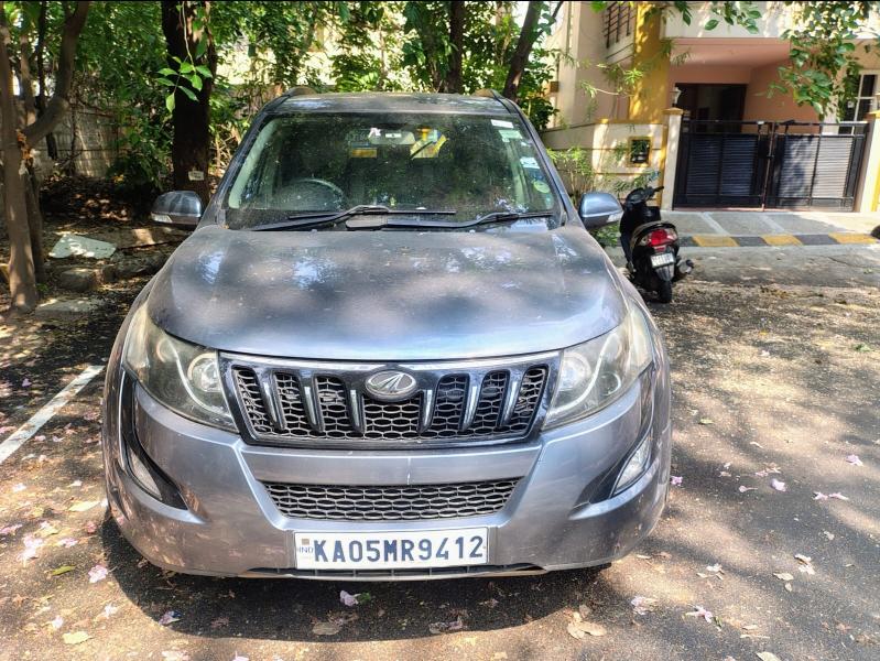 2015 Mahindra XUV500 W6 FWD 2015 Mahindra XUV500 W6 FWD
