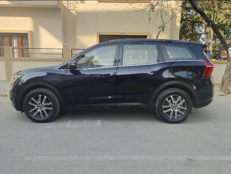 2023 Mahindra XUV700 AX7 MT Petrol 7 STR 2023 Mahindra XUV700 AX7 MT Petrol 7 STR