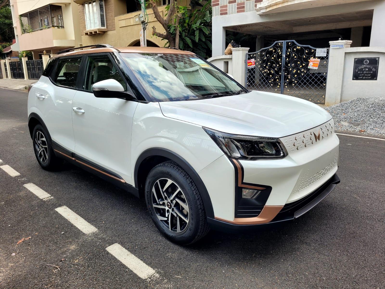 2023 Mahindra XUV400 EL Pro DT 39.4 kWh 2023 Mahindra XUV400 EL Pro DT 39.4 kWh