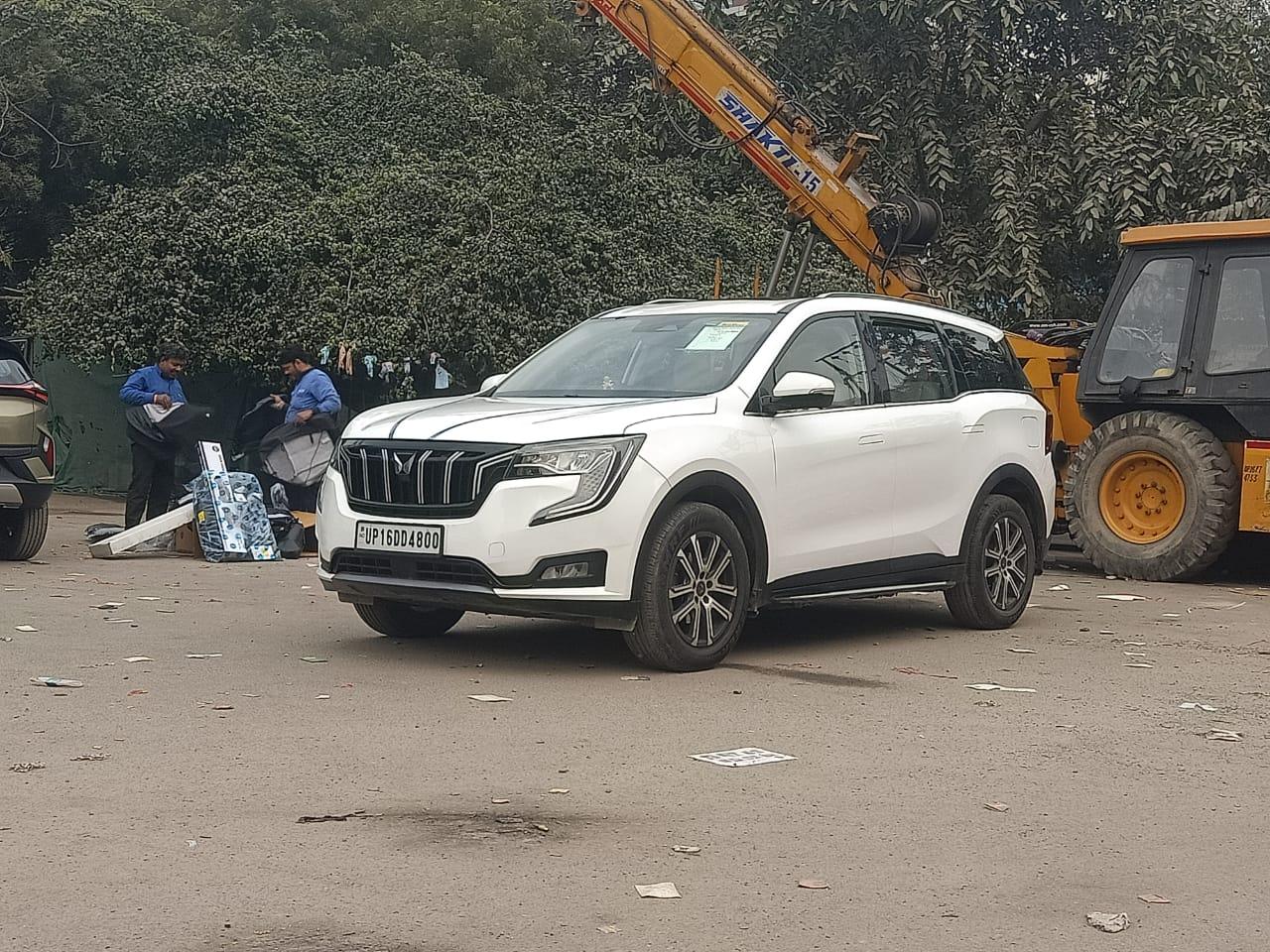 2022 Mahindra XUV700 AX7 AT Luxury Petrol 7 STR 2022 Mahindra XUV700 AX7 AT Luxury Petrol 7 STR