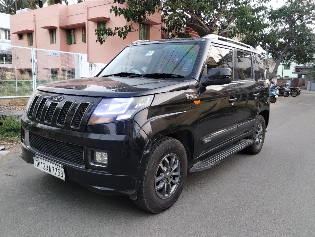 2018 Mahindra TUV300 T10 100HP 2018 Mahindra TUV300 T10 100HP
