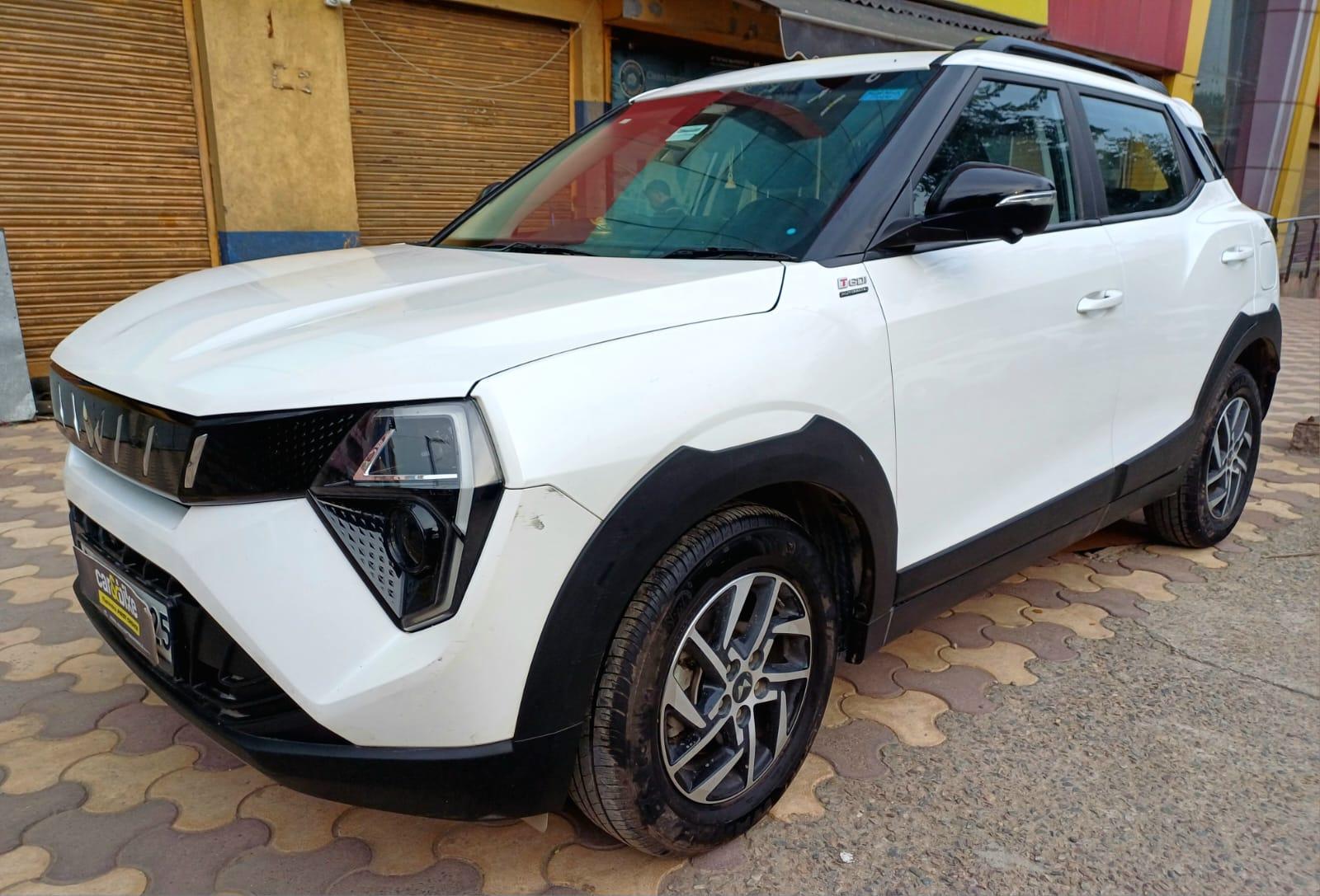 2024 Mahindra XUV 3XO AX5L 1.2 TGDi AT 2024 Mahindra XUV 3XO AX5L 1.2 TGDi AT