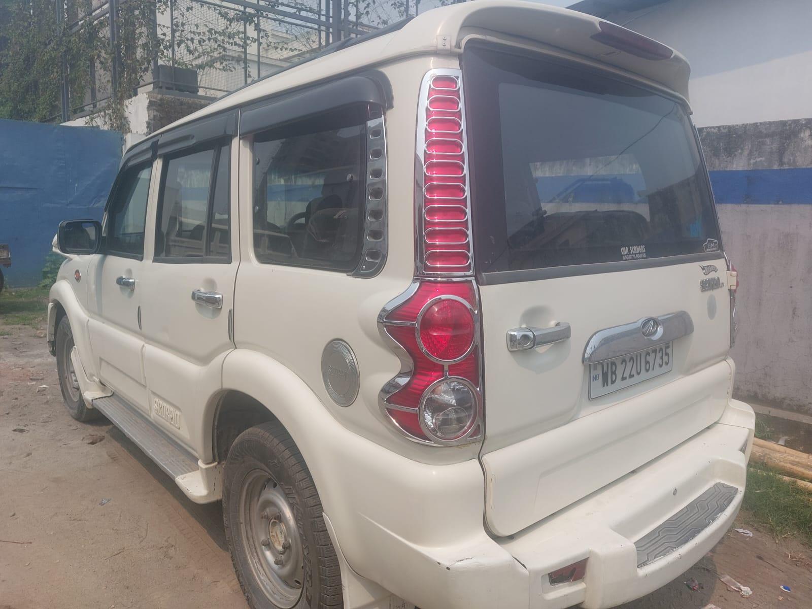 2013 Mahindra Scorpio LX BS 4 2013 Mahindra Scorpio LX BS 4